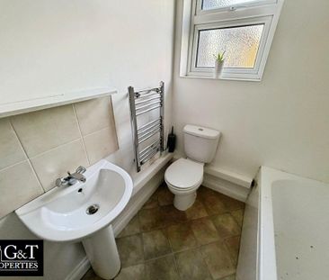 2 bedroom flat to rent - Photo 6