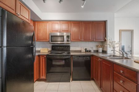 For Lease - 33 ELM Drive Unit# 1808, Mississauga, Ontario - Photo 5