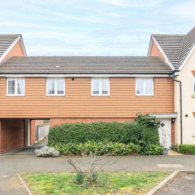 2 bedroom coach house to rent - Photo 1