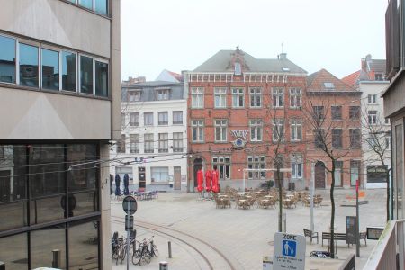 Gemeubeld, lichtrijk appartement - Photo 5