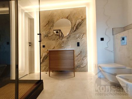 Przestronny dom, idealny dla dużej rodziny! - Фото 4