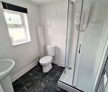 1 bedroom ground floor flat to rent - Photo 4