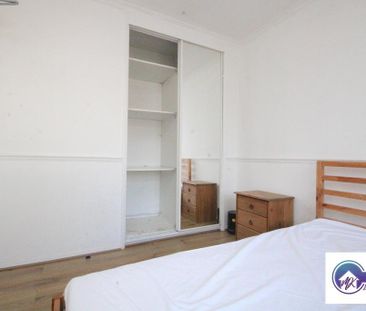 1 Bedroom Room in Flat Share To Rent - Photo 4