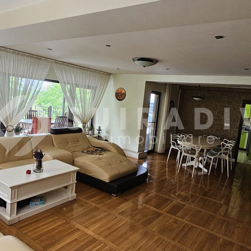 Casa individuala, pet friendly, 7 camere, 5 bai, 5 parcari,curte, rooftop- Europa - Photo 1