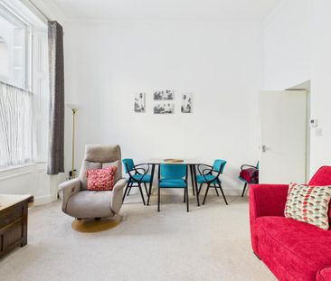 1 bedroom flat to rent - Photo 2