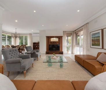 Leafy Mount Eliza Lifestyle - Photo 4