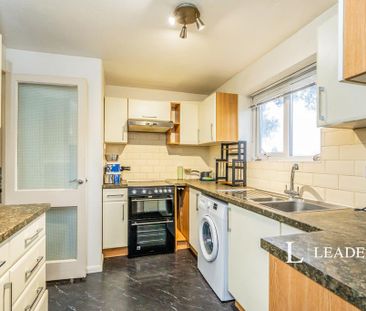 2 bedroom flat to rent - Photo 6