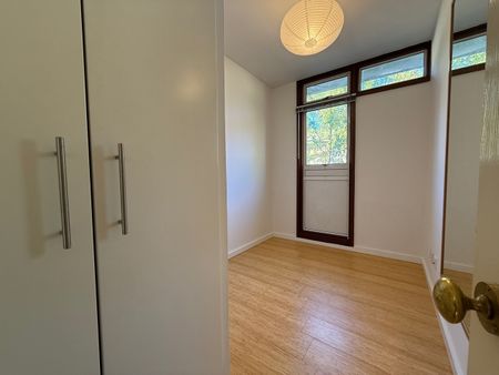 3 Bed Terraced House, Kennoldes, SE21 - Photo 4