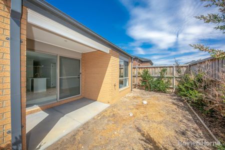 21 Rushmore Way, Bonnie Brook, VIC 3335 - Photo 3