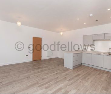 Century House, Cheam, SM3 - Photo 2