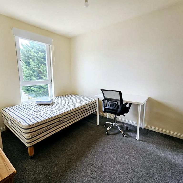 5 bedroom townhouse to rent - Photo 1