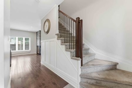 For Lease - 979 Admiral Avenue, Carlington - Central Park, Ontario - Photo 3