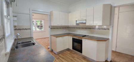 North Tamworth Close to Hospital - Photo 5