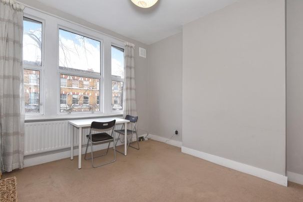 1 bedroom property to rent - Photo 1