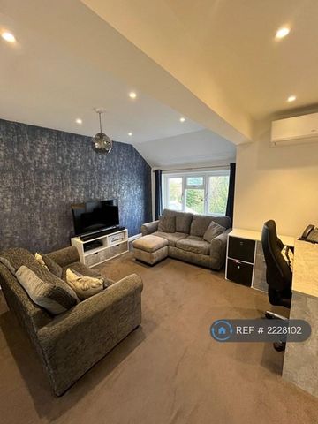 1 bedroom maisonette to rent - Photo 3