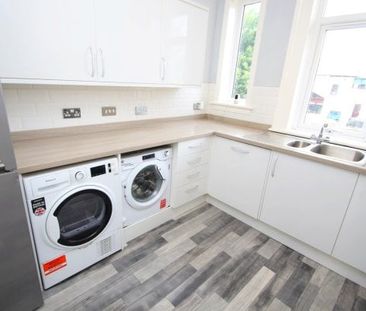 Carresbrook Avenue, Glasgow, G66 - Photo 5