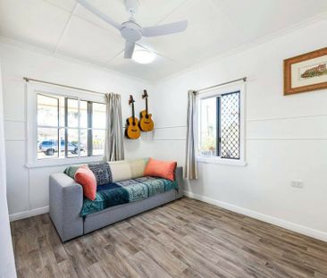 SPACIOUS & LOW-MAINTENANCE HOME IN A CENTRAL LOCATION - Photo 3