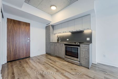 Riverside Square Lofts 15-45 , #704 - Photo 2