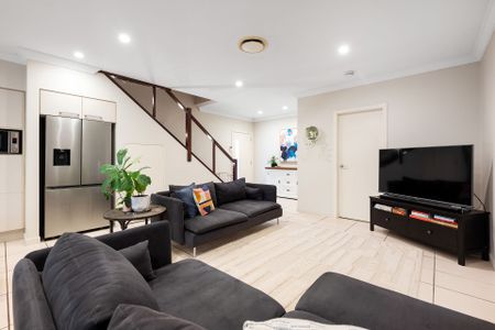 Unit 3/31 Weston Street, Coorparoo. - Photo 4