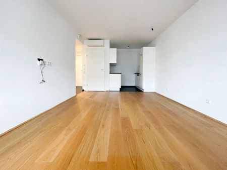 U3 Kendlerstraße: helle ruhige klimatisierte 2-Zimmer-Dachgeschosswohnung mit Loggia/Balkon - Photo 2