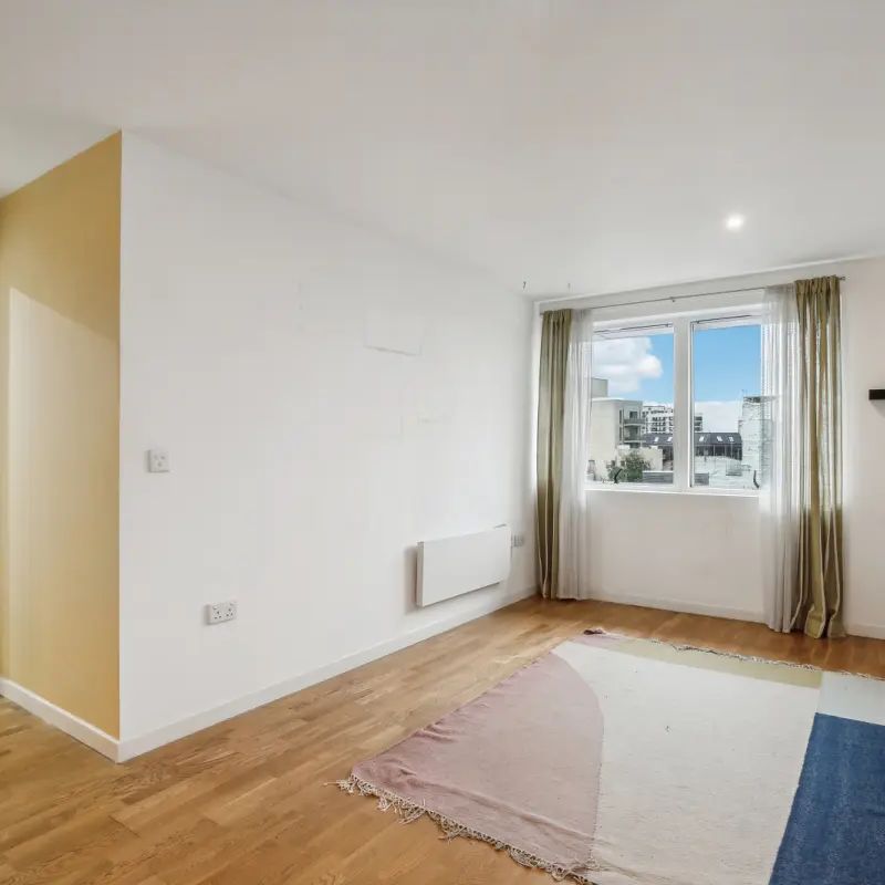 2 bedroom flat in 1 Poole Street - Photo 1