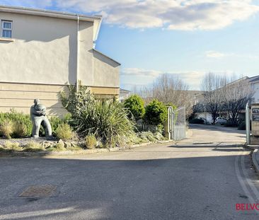 Apartment to rent on - Photo 2