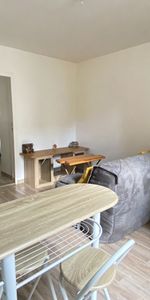 Location Appartement 2 pièces 43m² - Photo 4