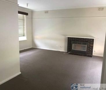 2 / 4 Third Avenue, Dandenong North - Photo 3