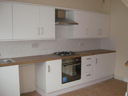 2 bedroom terraced house to rent - Photo 5