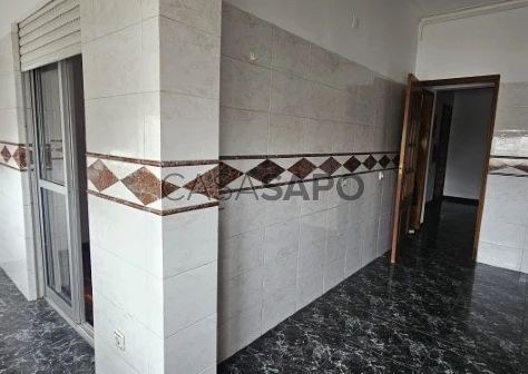 Apartamento T3 para alugar em Almada