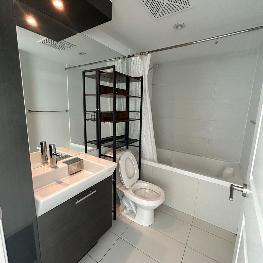 For Lease - 386 Yonge Street Unit# 5714, Toronto, Ontario - Photo 1