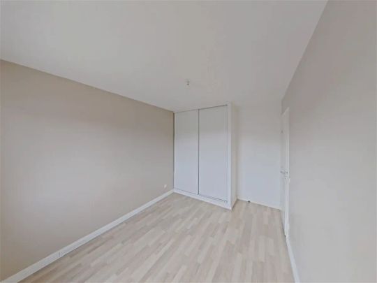 Location appartement 3 pièces - 82.86m² à Hazebrouck (59190) - Photo 1