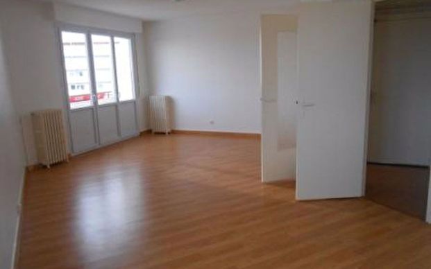 Appartement à louer 2 pièces • 65,45 m2 Montluçon - Photo 1