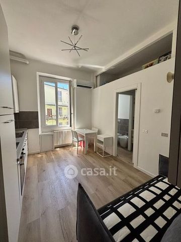 Monolocale in Affitto in Viale Abruzzi 19 a Milano - Photo 4