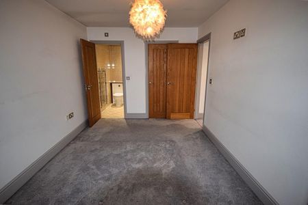 2 bedroom townhouse to rent - Photo 2