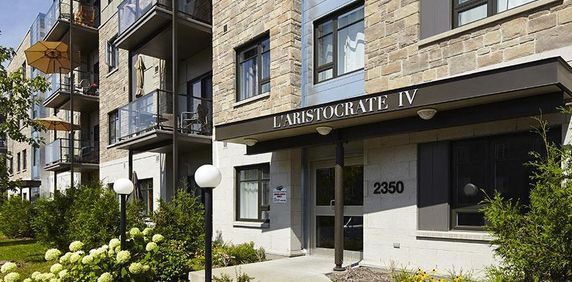 Condo à louer GRAND ET ABORDABLE Lebourgneuf Quebec - appartement / logement - Photo 2