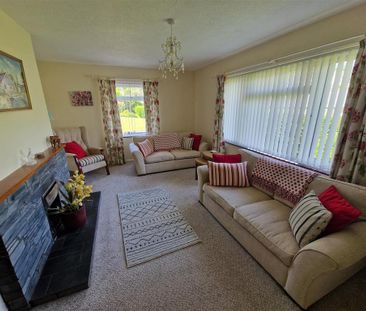 2 bedroom detached bungalow to rent - Photo 1