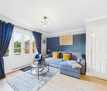 3 bedroom end of terrace house to rent - Photo 5