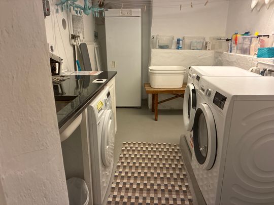 Folkungagatan, Linköping - Photo 1