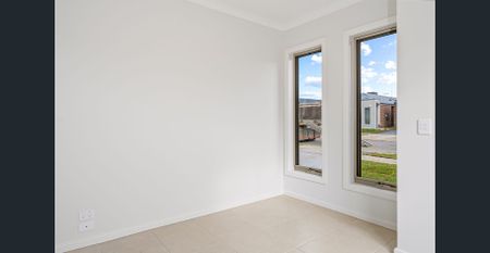 Family home offering comfort and style - Photo 4