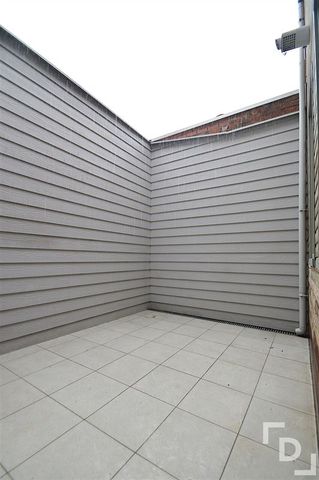 Stadswoning met 3 slaapkamers te huur op centrale locatie te Ieper. - Photo 5