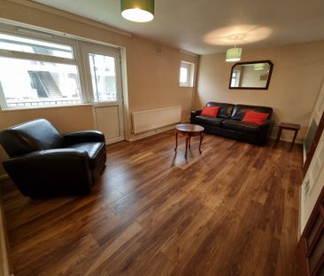 3 Bed Student Accommodation - Photo 1