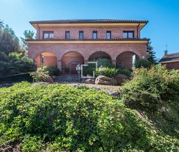 Excellent 5 Bedroom house / villa for rent in Valldoreix, Barcelona - Photo 5