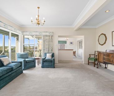 2 Corby Street, Balwyn North VIC 3104 - House For Rent | Domain - Photo 2