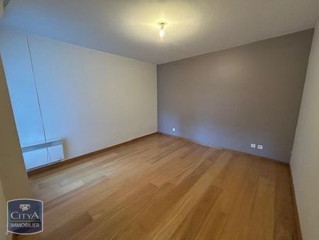 Location Appartement 3 pièces 62m² CHAMALIERES 63400 - Photo 3