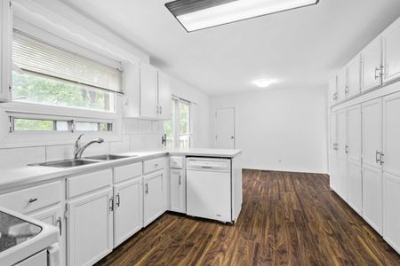 For Lease - 109 York Downs Drive Unit# Main, Toronto, Ontario - Photo 3