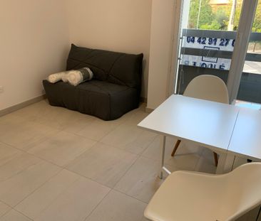 Location Appartement 1 pièce 21m² - Photo 4