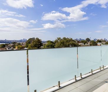 54 Formosa | Top Floor, North Facing - Photo 6
