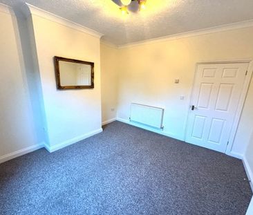 Victoria Road, Netley Abbey - Photo 2