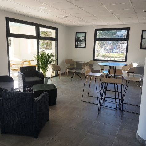 Studio à partir de 19m² meublé et équipé sans balcon - Photo 1